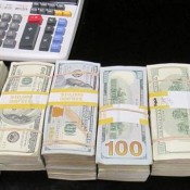 What poker pro left 300k in a Las Vegas cab? Everyone is asking.